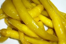 Sirkeli Yağlı Biber Turşusu Tarifi ve Malzemeleri